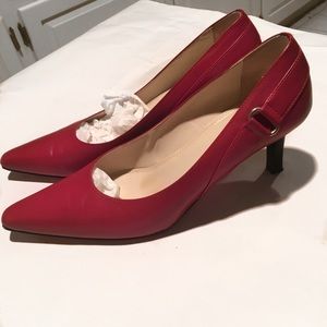 Fuschia Pumps